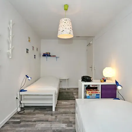 Apartment Strandstrasse 16 18